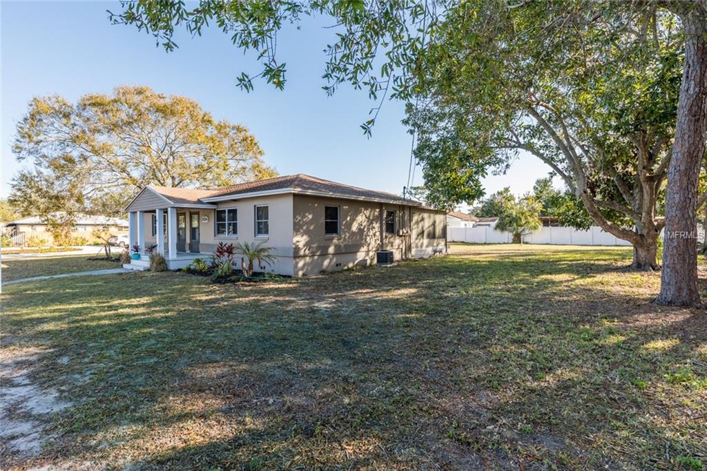 2504 58TH STREET S, GULFPORT, Florida 33707, 4 Bedrooms Bedrooms, 8 Rooms Rooms,2 BathroomsBathrooms,Residential,For sale,58TH,U7846718