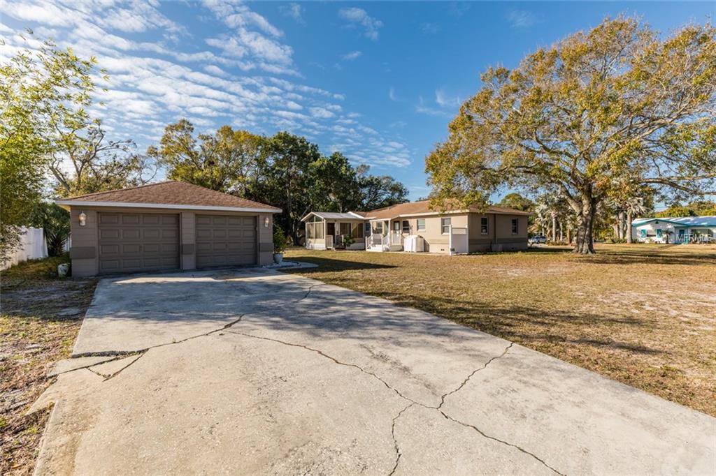 2504 58TH STREET S, GULFPORT, Florida 33707, 4 Bedrooms Bedrooms, 8 Rooms Rooms,2 BathroomsBathrooms,Residential,For sale,58TH,U7846718