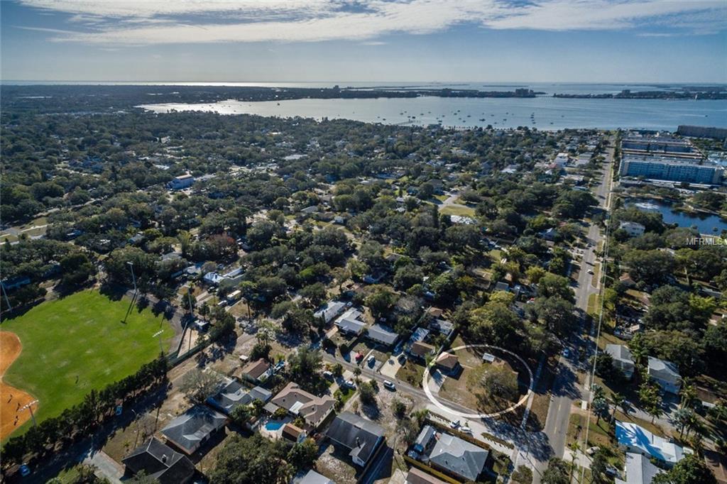 2504 58TH STREET S, GULFPORT, Florida 33707, 4 Bedrooms Bedrooms, 8 Rooms Rooms,2 BathroomsBathrooms,Residential,For sale,58TH,U7846718