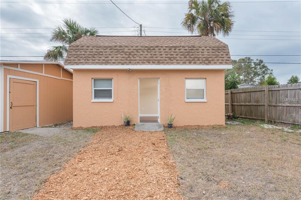 6006 CRESTRIDGE ROAD, TAMPA, Florida 33634, 5 Bedrooms Bedrooms, 8 Rooms Rooms,3 BathroomsBathrooms,Residential,For sale,CRESTRIDGE,U7847149