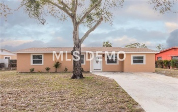 6006 CRESTRIDGE ROAD, TAMPA, Florida 33634, 5 Bedrooms Bedrooms, 8 Rooms Rooms,3 BathroomsBathrooms,Residential,For sale,CRESTRIDGE,U7847149