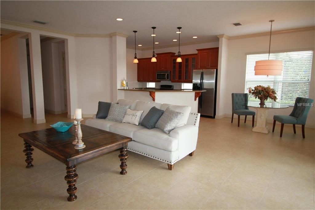 2476 LAUREL GLEN DRIVE, LAKELAND, Florida 33803, 3 Bedrooms Bedrooms, 3 Rooms Rooms,2 BathroomsBathrooms,Residential,For sale,LAUREL GLEN,L4725492