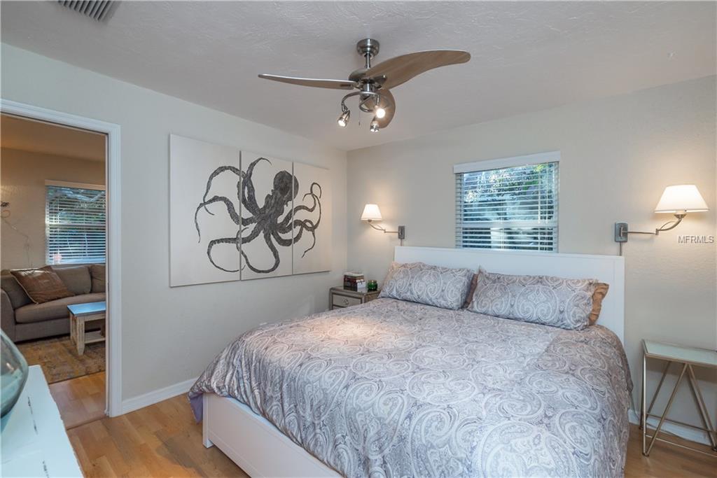 1773 HARMONY LANE, SARASOTA, Florida 34239, 2 Bedrooms Bedrooms, 4 Rooms Rooms,2 BathroomsBathrooms,Residential,For sale,HARMONY,A4209876