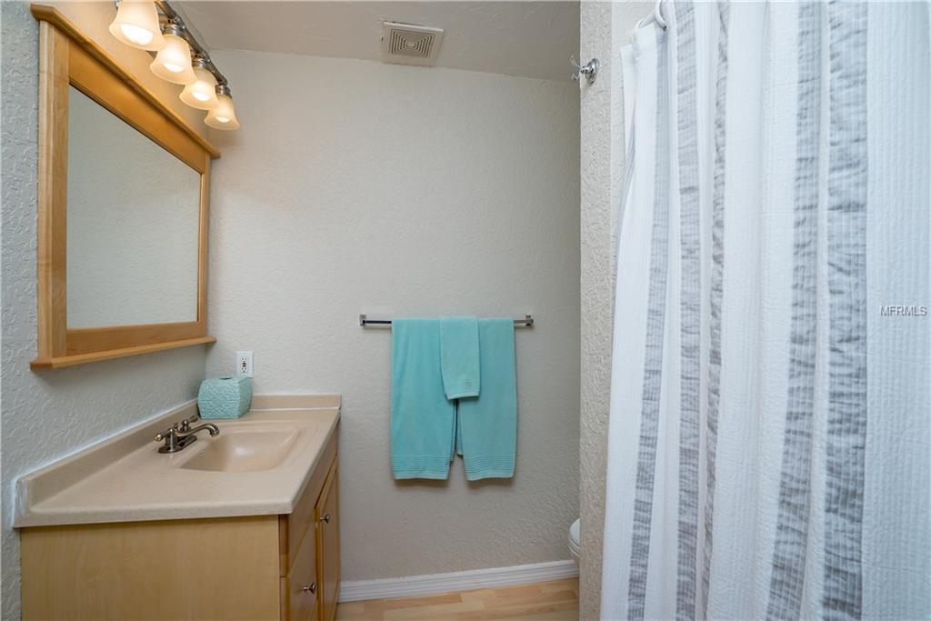 1773 HARMONY LANE, SARASOTA, Florida 34239, 2 Bedrooms Bedrooms, 4 Rooms Rooms,2 BathroomsBathrooms,Residential,For sale,HARMONY,A4209876