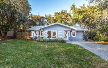 1773 HARMONY LANE, SARASOTA, Florida 34239, 2 Bedrooms Bedrooms, 4 Rooms Rooms,2 BathroomsBathrooms,Residential,For sale,HARMONY,A4209876
