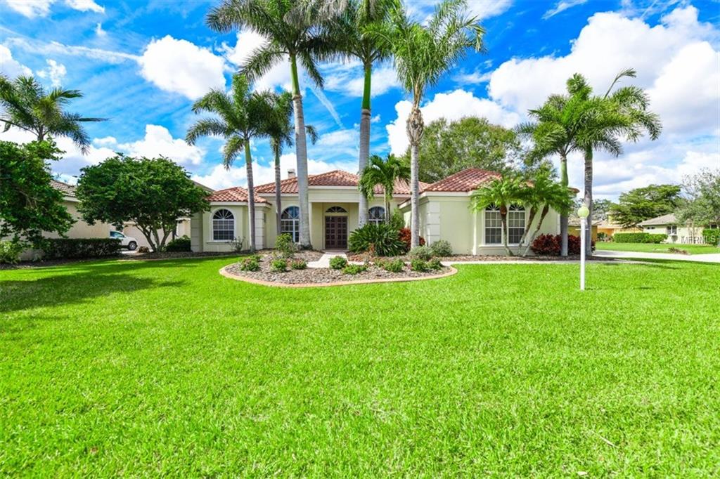 7920 UMBRELLA PINE WAY, SARASOTA, Florida 34241, 3 Bedrooms Bedrooms, 10 Rooms Rooms,3 BathroomsBathrooms,Residential,For sale,UMBRELLA PINE,A4209957