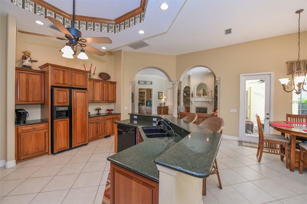 7920 UMBRELLA PINE WAY, SARASOTA, Florida 34241, 3 Bedrooms Bedrooms, 10 Rooms Rooms,3 BathroomsBathrooms,Residential,For sale,UMBRELLA PINE,A4209957