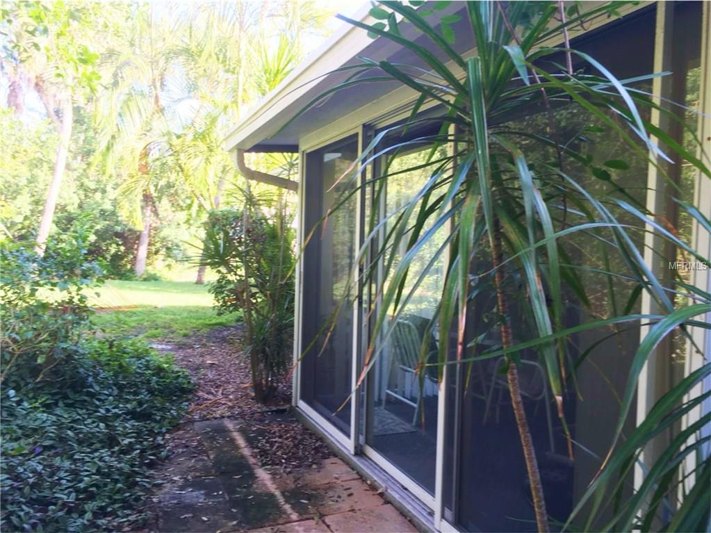 5019 VILLAGE GARDENS DRIVE, SARASOTA, Florida 34234, 2 Bedrooms Bedrooms, 6 Rooms Rooms,2 BathroomsBathrooms,Residential,For sale,VILLAGE GARDENS,A4210035