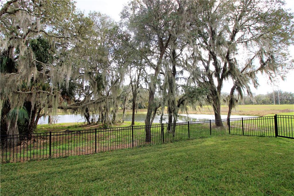 15735 STARLING WATER DRIVE, LITHIA, Florida 33547, 6 Bedrooms Bedrooms, 13 Rooms Rooms,3 BathroomsBathrooms,Residential,For sale,STARLING WATER,T2928570