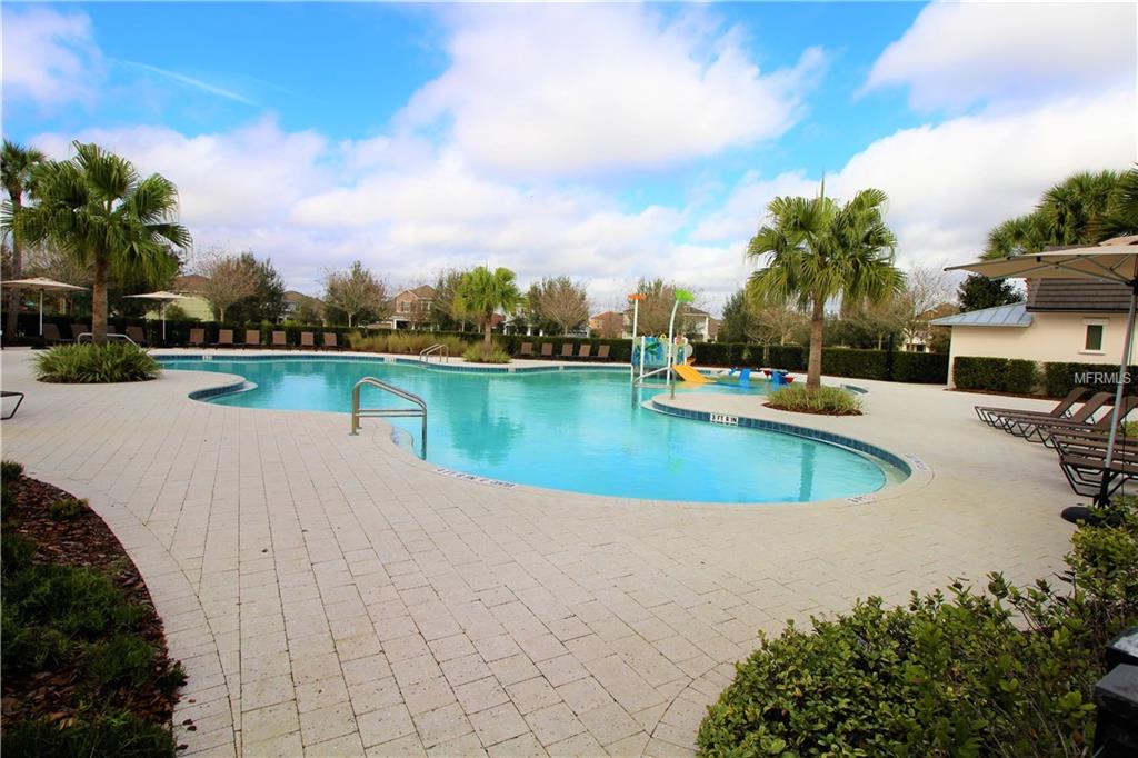 15735 STARLING WATER DRIVE, LITHIA, Florida 33547, 6 Bedrooms Bedrooms, 13 Rooms Rooms,3 BathroomsBathrooms,Residential,For sale,STARLING WATER,T2928570