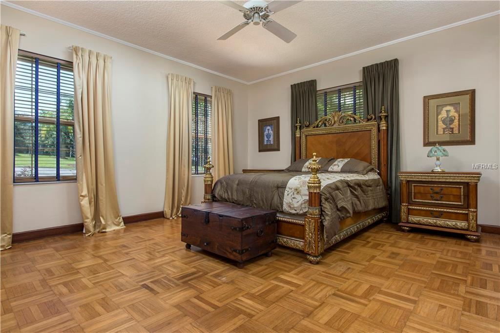 1909 COUNTRY CLUB DRIVE, EUSTIS, Florida 32726, 4 Bedrooms Bedrooms, 6 Rooms Rooms,4 BathroomsBathrooms,Residential,For sale,COUNTRY CLUB,O5432916