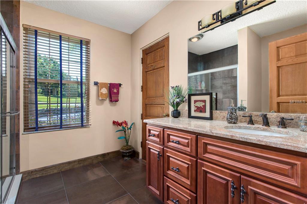 1909 COUNTRY CLUB DRIVE, EUSTIS, Florida 32726, 4 Bedrooms Bedrooms, 6 Rooms Rooms,4 BathroomsBathrooms,Residential,For sale,COUNTRY CLUB,O5432916