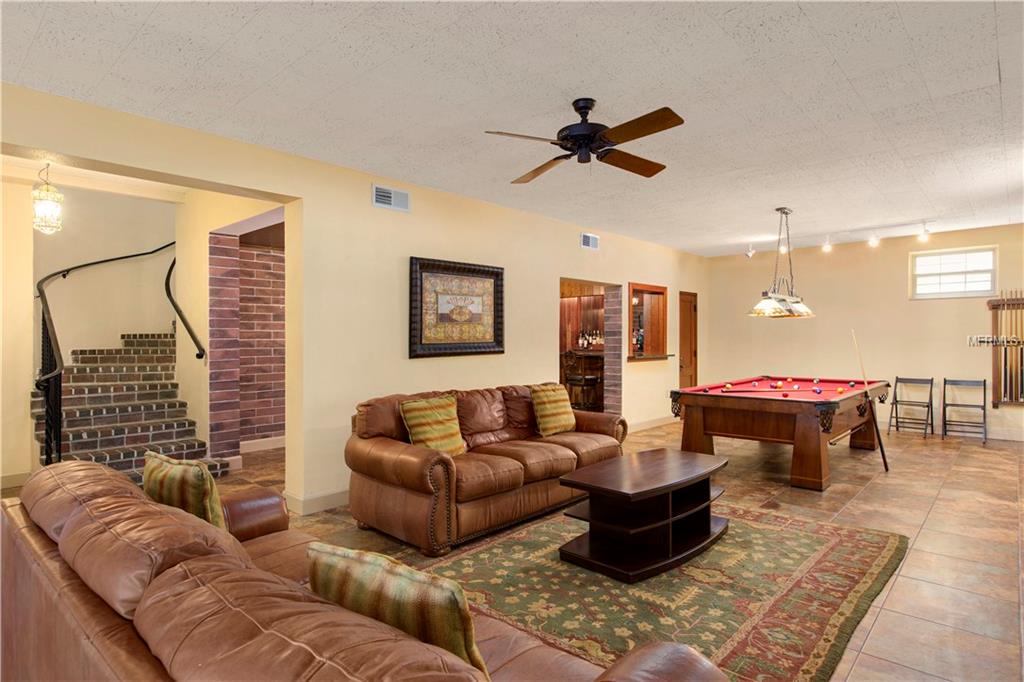 1909 COUNTRY CLUB DRIVE, EUSTIS, Florida 32726, 4 Bedrooms Bedrooms, 6 Rooms Rooms,4 BathroomsBathrooms,Residential,For sale,COUNTRY CLUB,O5432916