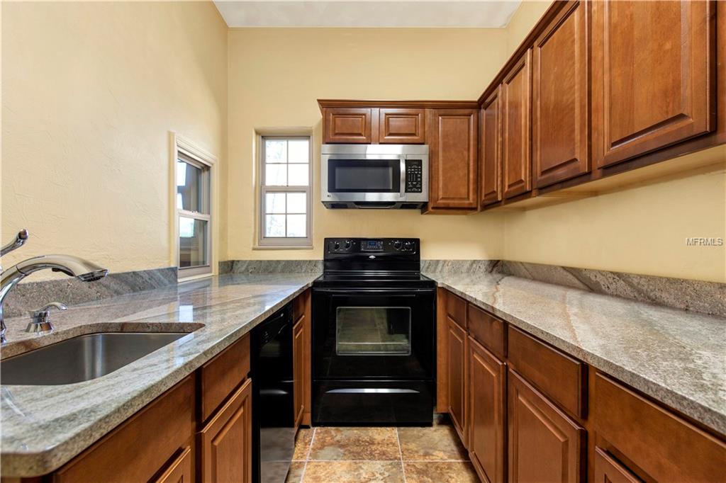 1909 COUNTRY CLUB DRIVE, EUSTIS, Florida 32726, 4 Bedrooms Bedrooms, 6 Rooms Rooms,4 BathroomsBathrooms,Residential,For sale,COUNTRY CLUB,O5432916