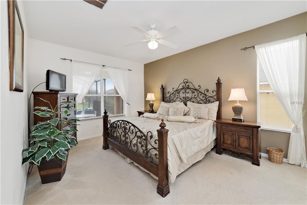 2615 EMERALD ISLAND BOULEVARD, KISSIMMEE, Florida 34747, 6 Bedrooms Bedrooms, 12 Rooms Rooms,4 BathroomsBathrooms,Residential,For sale,EMERALD ISLAND,S4847226