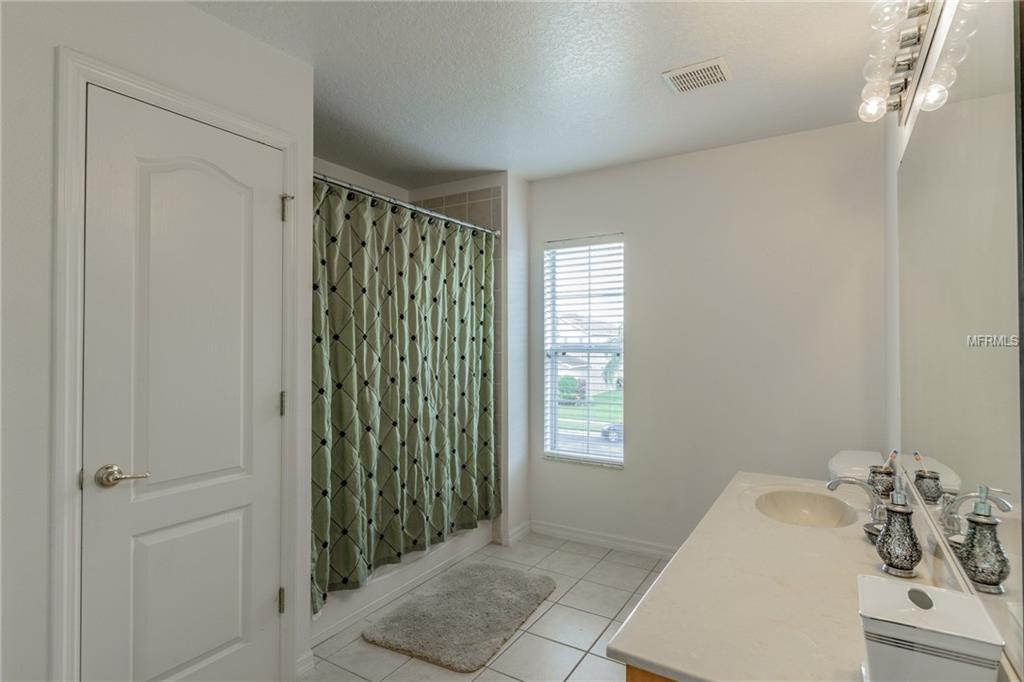 640 FIRST CAPE CORAL DRIVE, WINTER GARDEN, Florida 34787, 3 Bedrooms Bedrooms, 9 Rooms Rooms,2 BathroomsBathrooms,Residential,For sale,FIRST CAPE CORAL,O5541642