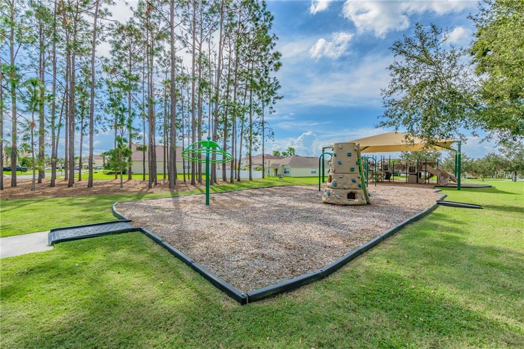 640 FIRST CAPE CORAL DRIVE, WINTER GARDEN, Florida 34787, 3 Bedrooms Bedrooms, 9 Rooms Rooms,2 BathroomsBathrooms,Residential,For sale,FIRST CAPE CORAL,O5541642