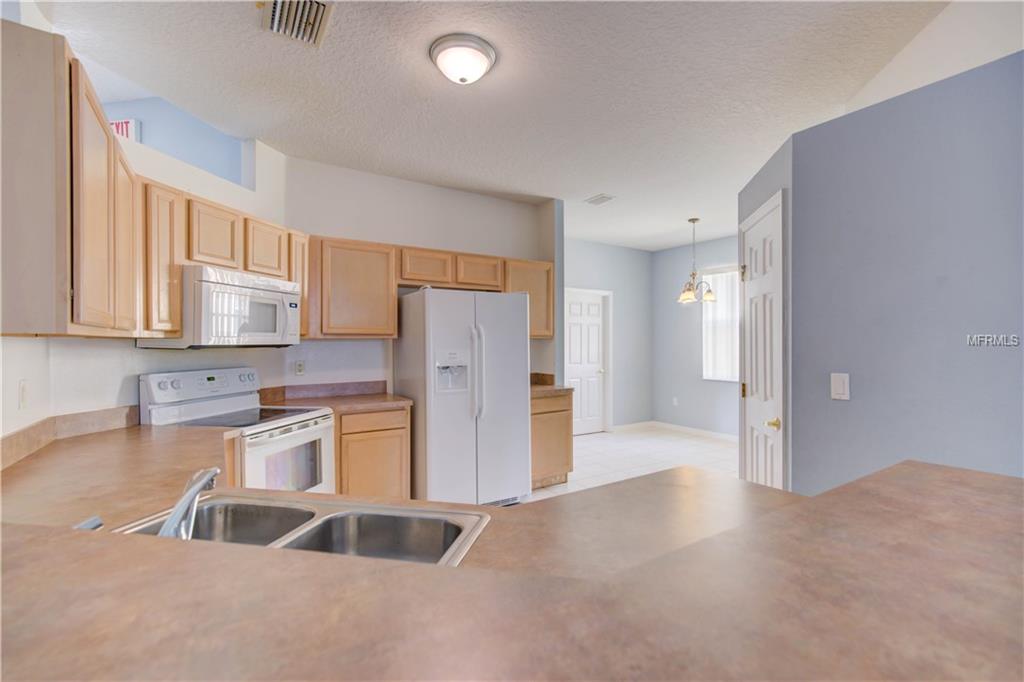 171 MINNIEHAHA CIR, HAINES CITY, Florida 33844, 4 Bedrooms Bedrooms, 6 Rooms Rooms,3 BathroomsBathrooms,Residential,For sale,MINNIEHAHA CIR,O5553820