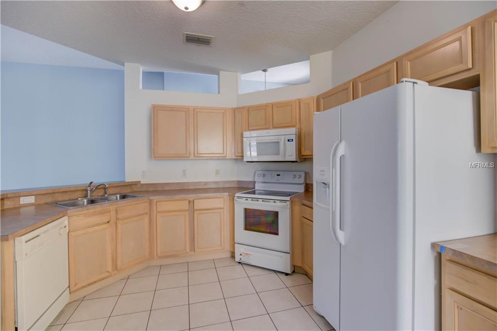 171 MINNIEHAHA CIR, HAINES CITY, Florida 33844, 4 Bedrooms Bedrooms, 6 Rooms Rooms,3 BathroomsBathrooms,Residential,For sale,MINNIEHAHA CIR,O5553820