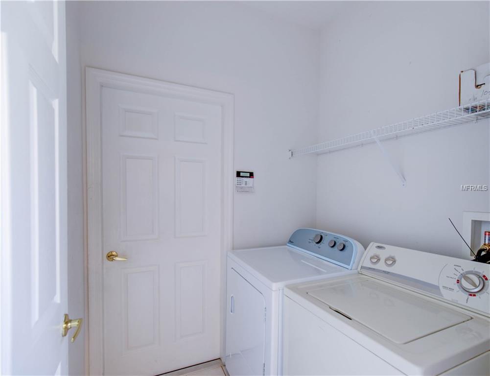 171 MINNIEHAHA CIR, HAINES CITY, Florida 33844, 4 Bedrooms Bedrooms, 6 Rooms Rooms,3 BathroomsBathrooms,Residential,For sale,MINNIEHAHA CIR,O5553820