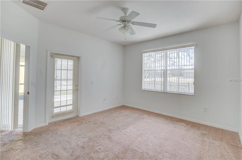 171 MINNIEHAHA CIR, HAINES CITY, Florida 33844, 4 Bedrooms Bedrooms, 6 Rooms Rooms,3 BathroomsBathrooms,Residential,For sale,MINNIEHAHA CIR,O5553820