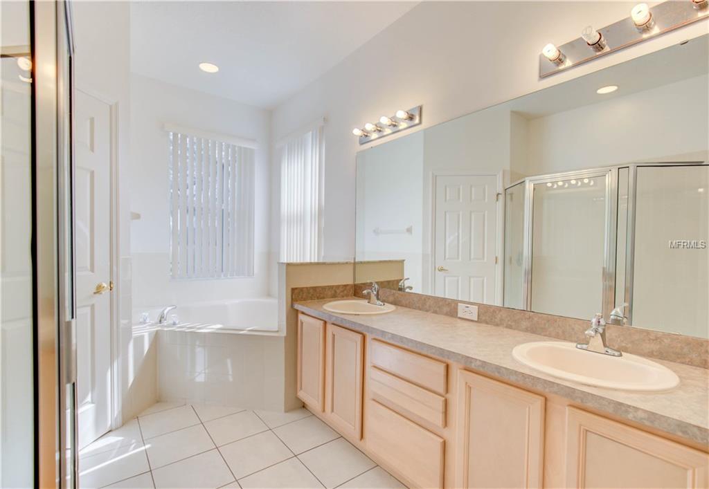 171 MINNIEHAHA CIR, HAINES CITY, Florida 33844, 4 Bedrooms Bedrooms, 6 Rooms Rooms,3 BathroomsBathrooms,Residential,For sale,MINNIEHAHA CIR,O5553820