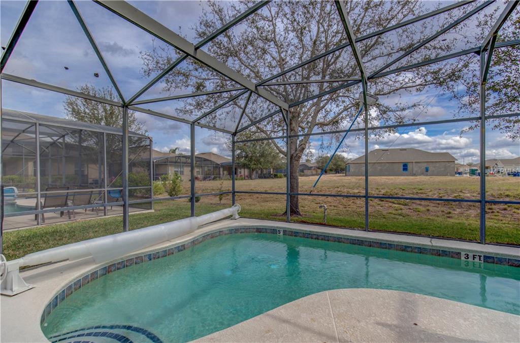 171 MINNIEHAHA CIR, HAINES CITY, Florida 33844, 4 Bedrooms Bedrooms, 6 Rooms Rooms,3 BathroomsBathrooms,Residential,For sale,MINNIEHAHA CIR,O5553820