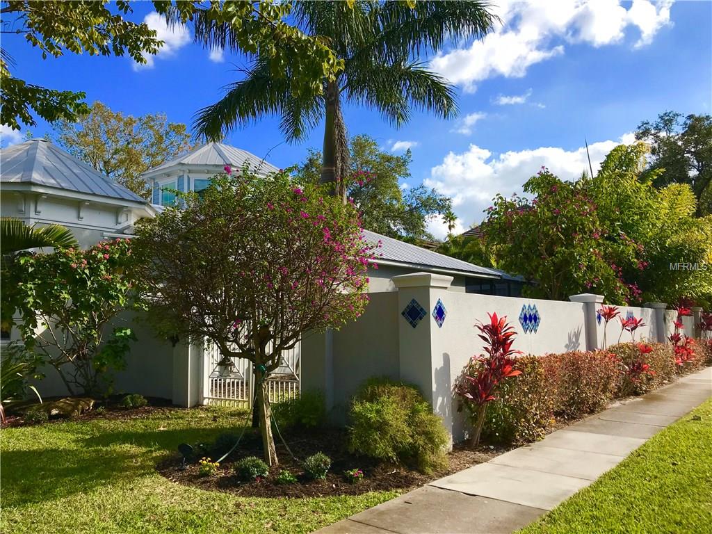 1810 WISTERIA STREET, SARASOTA, Florida 34239, 4 Bedrooms Bedrooms, 6 Rooms Rooms,3 BathroomsBathrooms,Residential,For sale,WISTERIA,A4208584