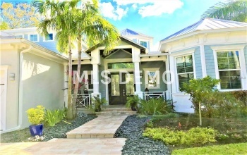 1810 WISTERIA STREET, SARASOTA, Florida 34239, 4 Bedrooms Bedrooms, 6 Rooms Rooms,3 BathroomsBathrooms,Residential,For sale,WISTERIA,A4208584