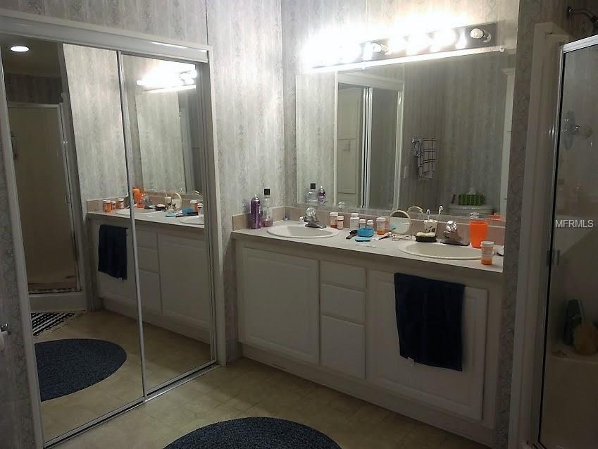 301 EVANDEE COURT, KISSIMMEE, Florida 34758, 3 Bedrooms Bedrooms, 9 Rooms Rooms,2 BathroomsBathrooms,Residential,For sale,EVANDEE,O5560551