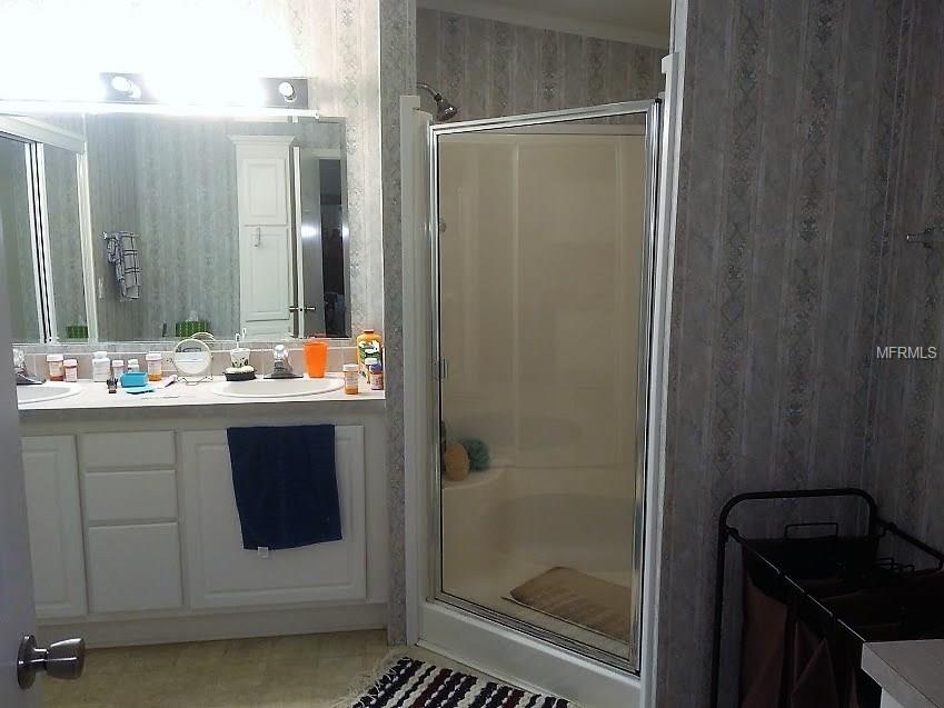 301 EVANDEE COURT, KISSIMMEE, Florida 34758, 3 Bedrooms Bedrooms, 9 Rooms Rooms,2 BathroomsBathrooms,Residential,For sale,EVANDEE,O5560551