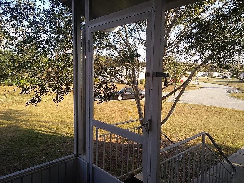 301 EVANDEE COURT, KISSIMMEE, Florida 34758, 3 Bedrooms Bedrooms, 9 Rooms Rooms,2 BathroomsBathrooms,Residential,For sale,EVANDEE,O5560551