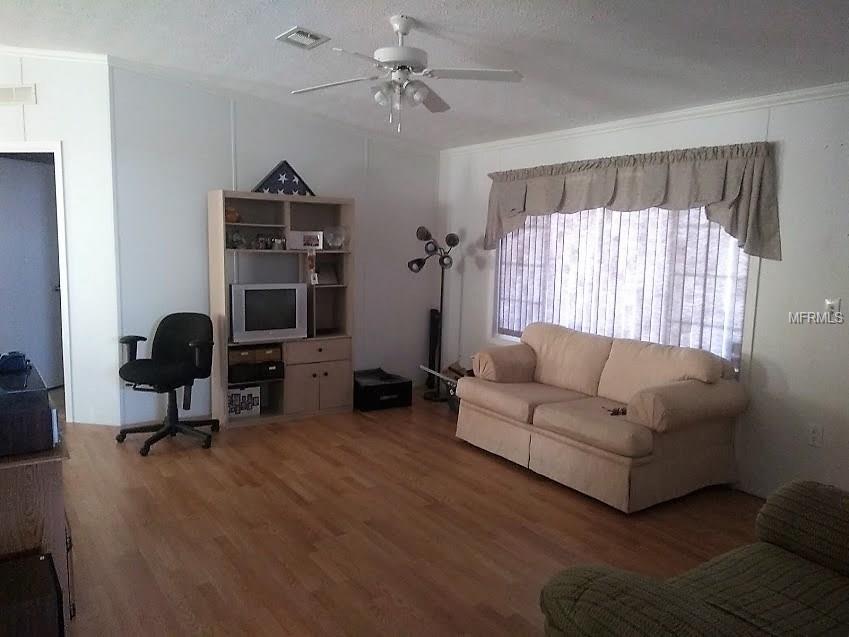 301 EVANDEE COURT, KISSIMMEE, Florida 34758, 3 Bedrooms Bedrooms, 9 Rooms Rooms,2 BathroomsBathrooms,Residential,For sale,EVANDEE,O5560551