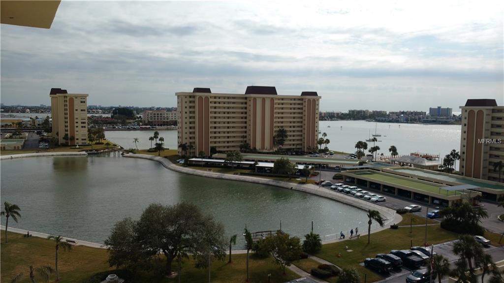 4725 COVE CIRCLE, ST PETERSBURG, Florida 33708, 2 Bedrooms Bedrooms, 6 Rooms Rooms,2 BathroomsBathrooms,Residential,For sale,COVE,U7846973