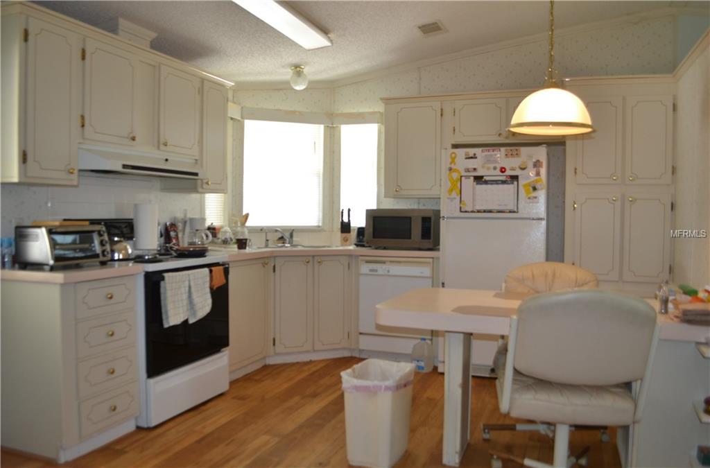 5254 LIBERTY COURT W, WILDWOOD, Florida 34785, 2 Bedrooms Bedrooms, 6 Rooms Rooms,2 BathroomsBathrooms,Residential,For sale,LIBERTY,G4852648