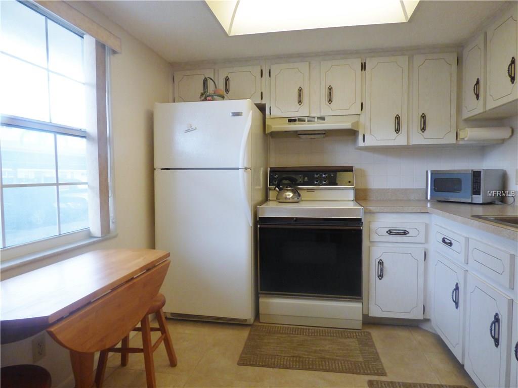 970 VIRGINIA STREET, DUNEDIN, Florida 34698, 2 Bedrooms Bedrooms, 5 Rooms Rooms,1 BathroomBathrooms,Residential,For sale,VIRGINIA,U7847463