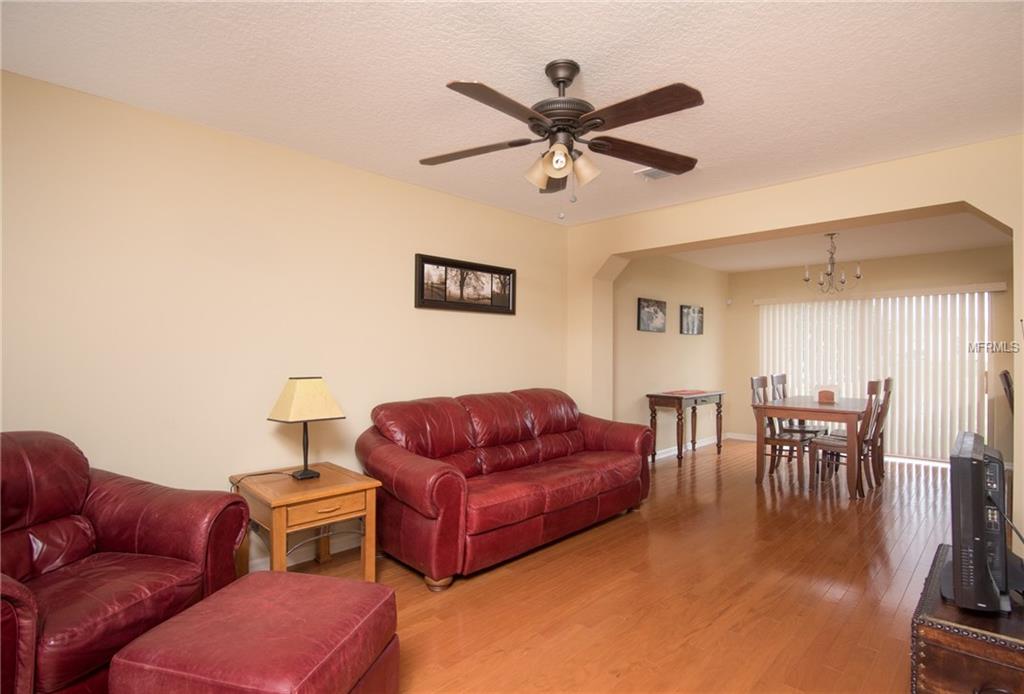 209 SAWTOOTH DRIVE, VALRICO, Florida 33594, 3 Bedrooms Bedrooms, 7 Rooms Rooms,2 BathroomsBathrooms,Residential,For sale,SAWTOOTH,T2928443