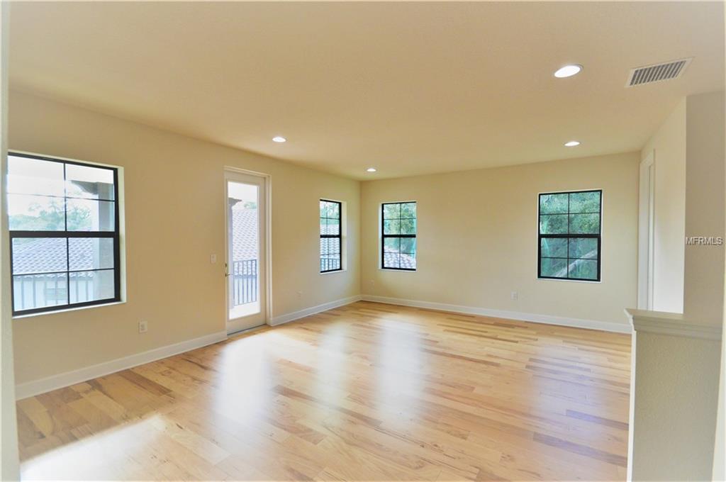 7865 MARSH POINTE DRIVE, TAMPA, Florida 33635, 5 Bedrooms Bedrooms, 3 Rooms Rooms,5 BathroomsBathrooms,Residential,For sale,MARSH POINTE,O5561948