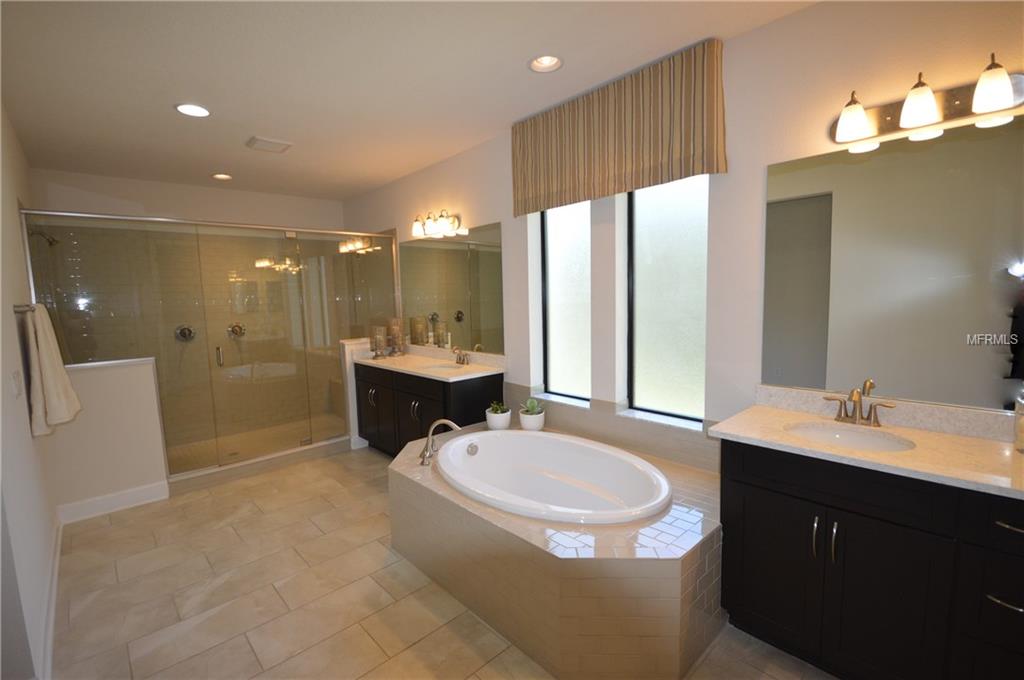 7865 MARSH POINTE DRIVE, TAMPA, Florida 33635, 5 Bedrooms Bedrooms, 3 Rooms Rooms,5 BathroomsBathrooms,Residential,For sale,MARSH POINTE,O5561948