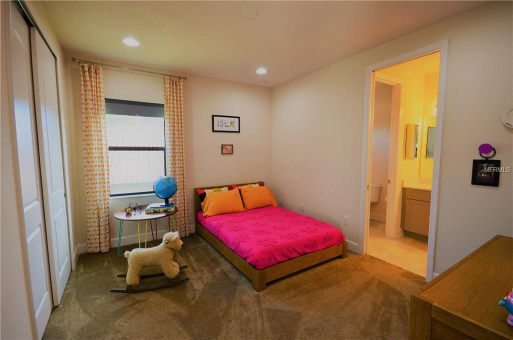 7865 MARSH POINTE DRIVE, TAMPA, Florida 33635, 5 Bedrooms Bedrooms, 3 Rooms Rooms,5 BathroomsBathrooms,Residential,For sale,MARSH POINTE,O5561948