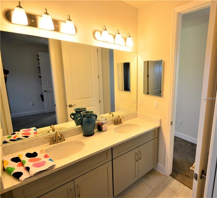 7865 MARSH POINTE DRIVE, TAMPA, Florida 33635, 5 Bedrooms Bedrooms, 3 Rooms Rooms,5 BathroomsBathrooms,Residential,For sale,MARSH POINTE,O5561948