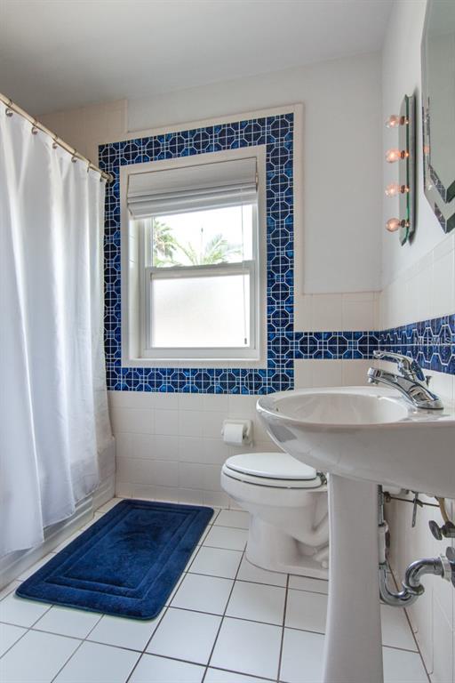 2208 COVENTRY AVENUE, LAKELAND, Florida 33803, 3 Bedrooms Bedrooms, 6 Rooms Rooms,2 BathroomsBathrooms,Residential,For sale,COVENTRY,L4721099