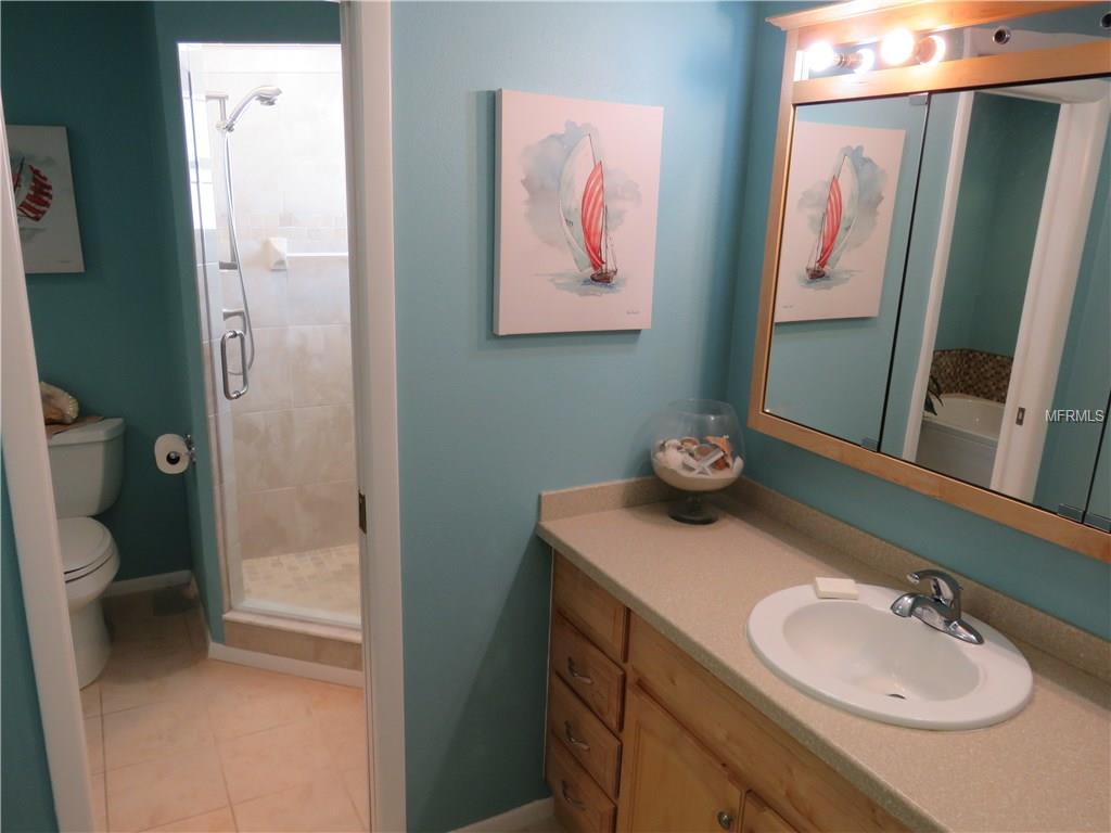 829 HARBOR DRIVE S, VENICE, Florida 34285, 3 Bedrooms Bedrooms, 8 Rooms Rooms,2 BathroomsBathrooms,Residential,For sale,HARBOR,A4198898