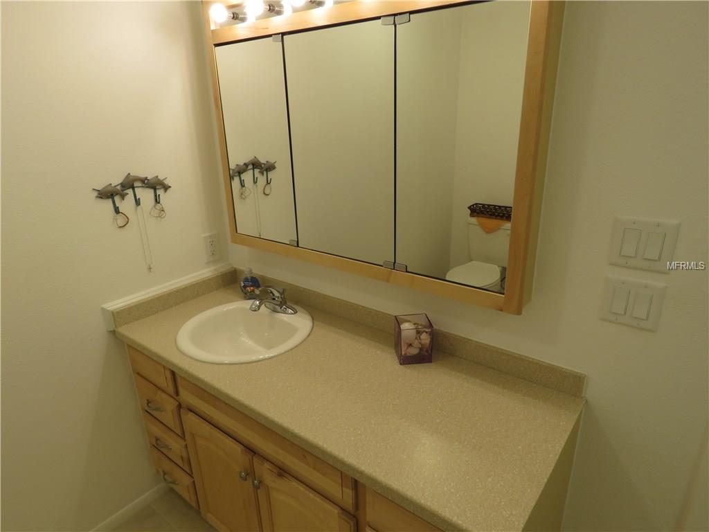 829 HARBOR DRIVE S, VENICE, Florida 34285, 3 Bedrooms Bedrooms, 8 Rooms Rooms,2 BathroomsBathrooms,Residential,For sale,HARBOR,A4198898