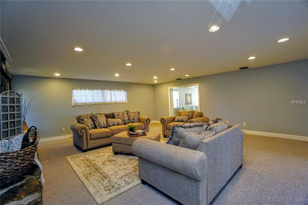 2035 62ND TERRACE S, ST PETERSBURG, Florida 33712, 4 Bedrooms Bedrooms, 8 Rooms Rooms,2 BathroomsBathrooms,Residential,For sale,62ND,U7840495