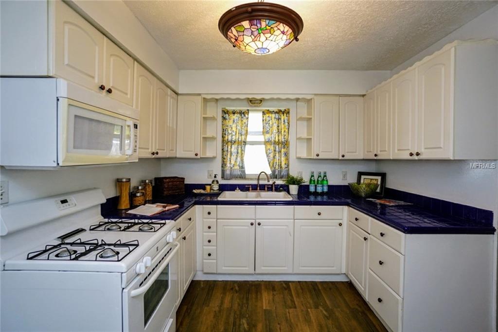 2035 62ND TERRACE S, ST PETERSBURG, Florida 33712, 4 Bedrooms Bedrooms, 8 Rooms Rooms,2 BathroomsBathrooms,Residential,For sale,62ND,U7840495