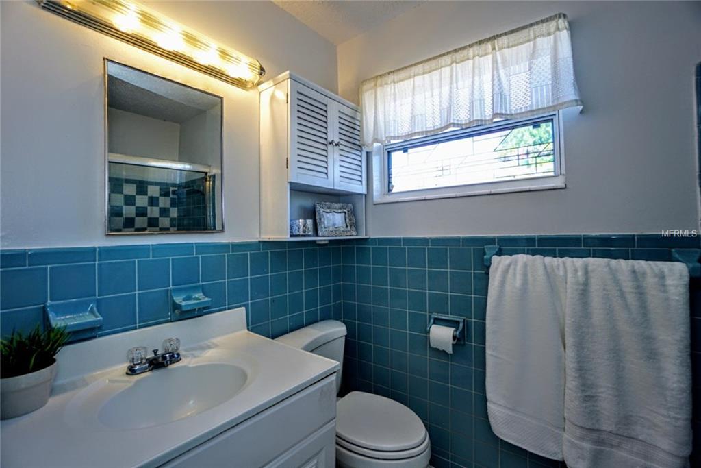 2035 62ND TERRACE S, ST PETERSBURG, Florida 33712, 4 Bedrooms Bedrooms, 8 Rooms Rooms,2 BathroomsBathrooms,Residential,For sale,62ND,U7840495