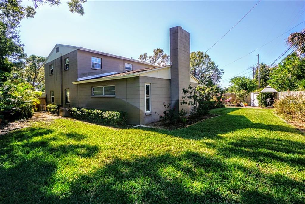 2035 62ND TERRACE S, ST PETERSBURG, Florida 33712, 4 Bedrooms Bedrooms, 8 Rooms Rooms,2 BathroomsBathrooms,Residential,For sale,62ND,U7840495