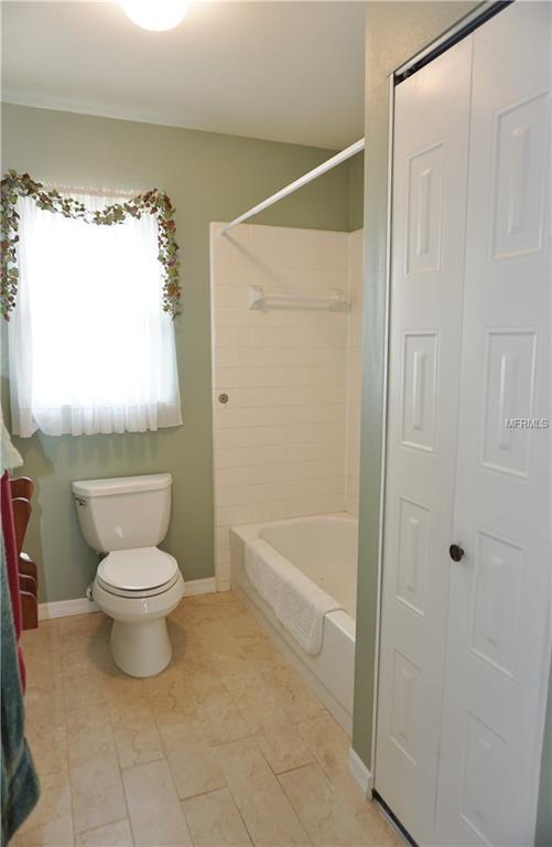 1003 BLUEWATER DRIVE, SUN CITY CENTER, Florida 33573, 2 Bedrooms Bedrooms, 6 Rooms Rooms,2 BathroomsBathrooms,Residential,For sale,BLUEWATER,T2924761