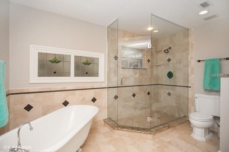 5478 MARKHAM WOODS ROAD, LAKE MARY, Florida 32746, 3 Bedrooms Bedrooms, 8 Rooms Rooms,3 BathroomsBathrooms,Residential,For sale,MARKHAM WOODS,O5561427